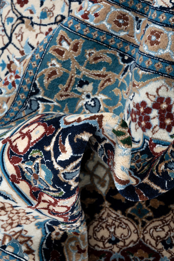 HEX Nain 9La 301x196cm