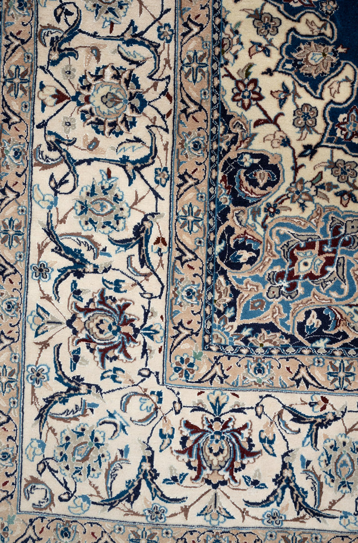 ADIA Nain 9La 380x265cm