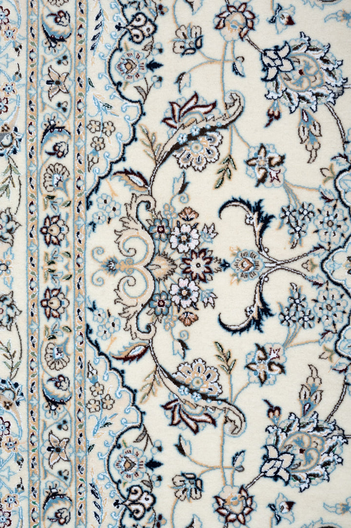 HARLO Signed Nain 6La 272x214cm