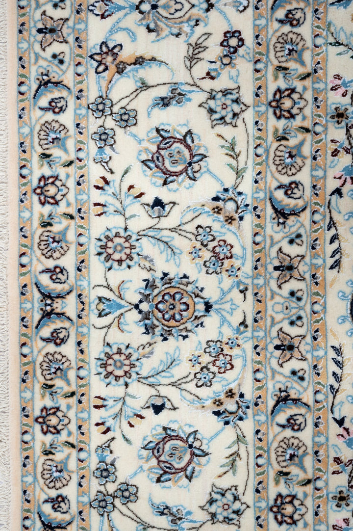 HARLO Signed Nain 6La 272x214cm