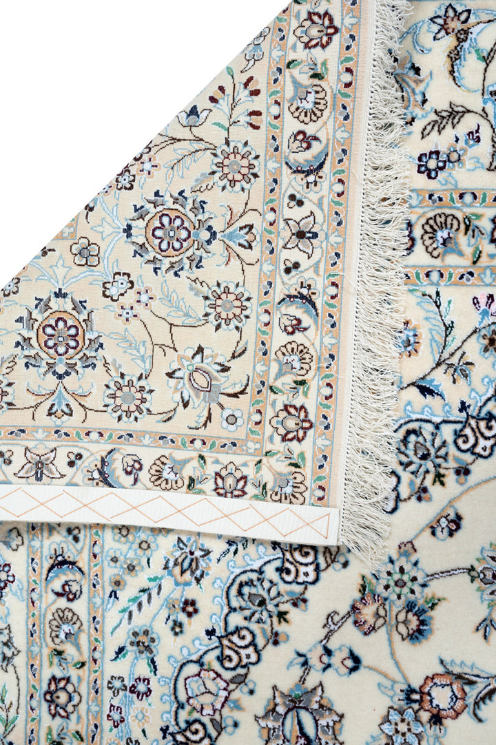 HARLO Signed Nain 6La 272x214cm