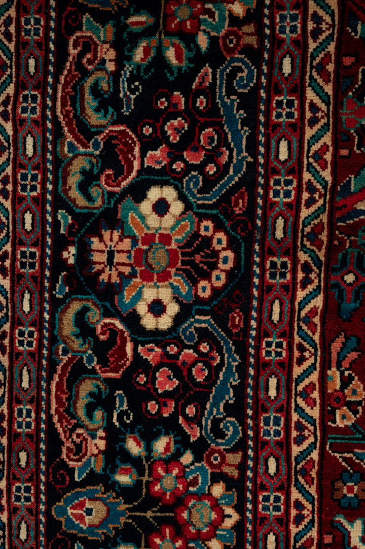 SQUARE Vintage Meshke Abad 367x360cm