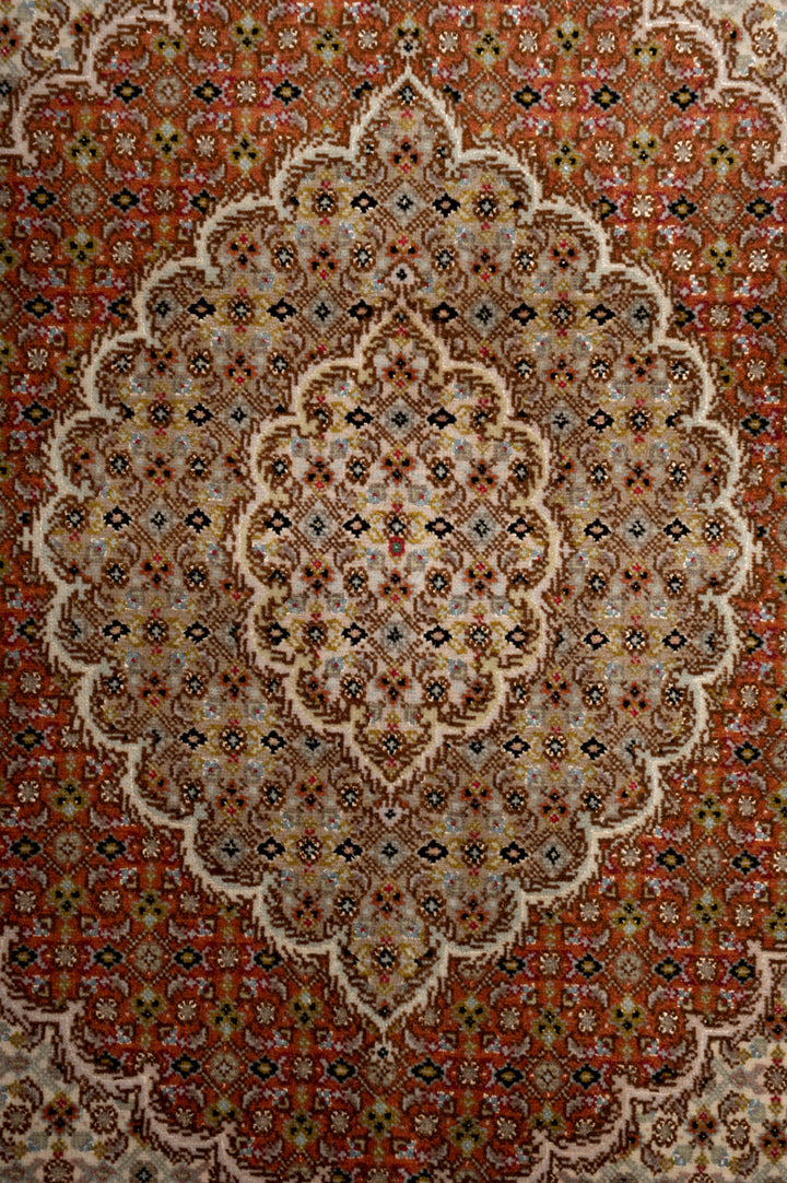 BAY 1 Tabriz 208x150cm