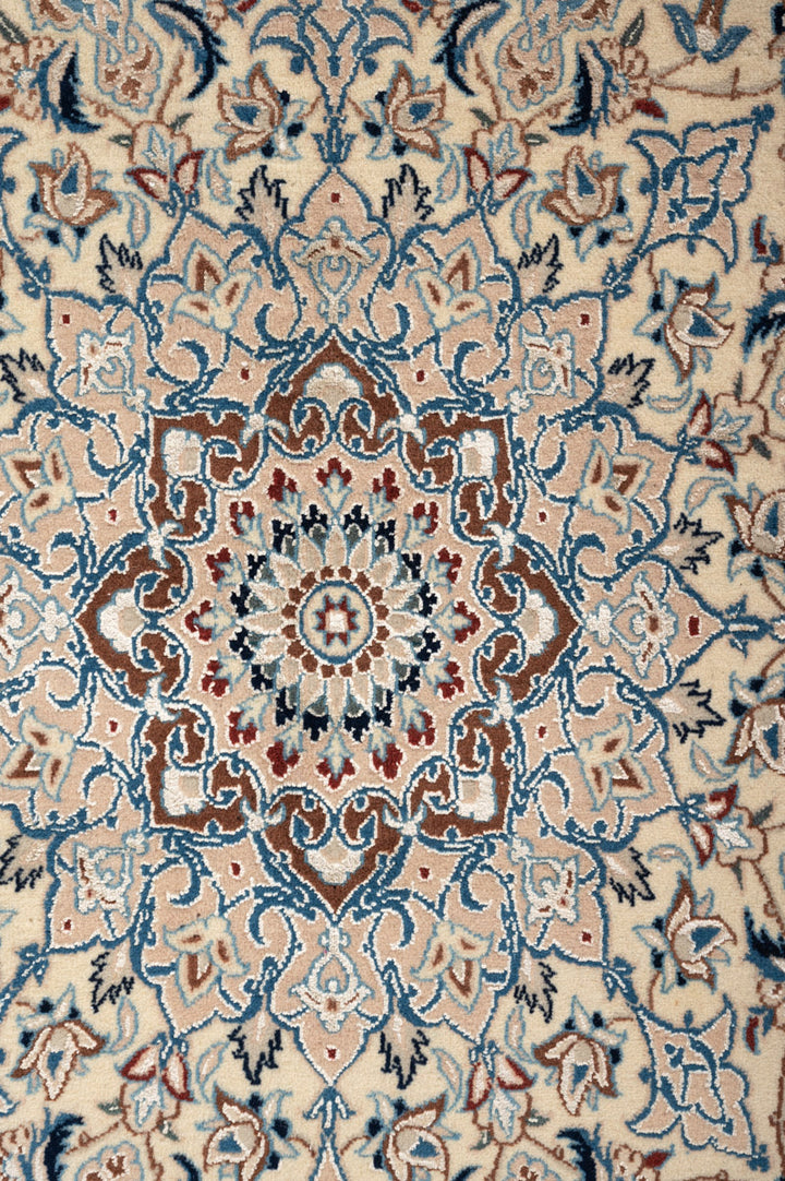 YAFA Signed Nain 9La 505x321cm