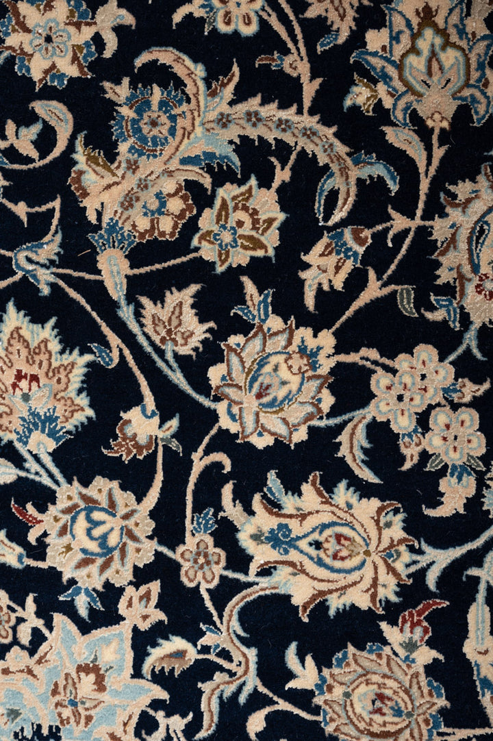 YAFA Signed Nain 9La 505x321cm