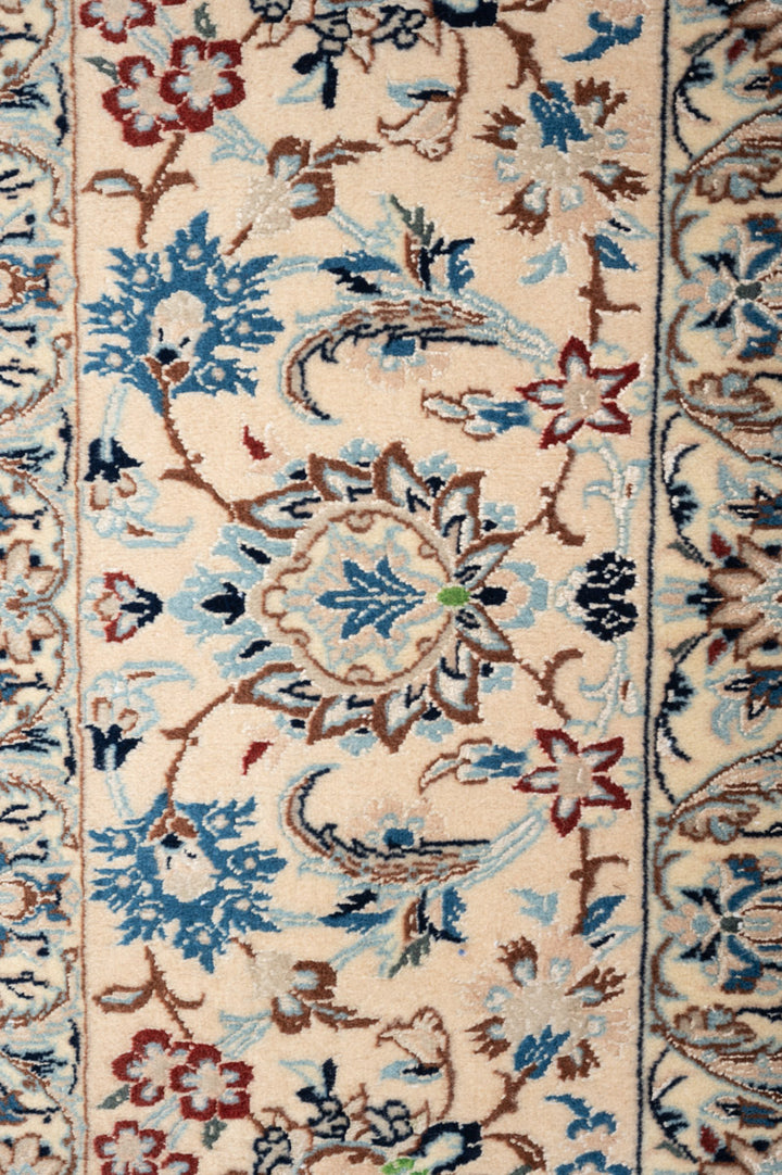 YAFA Signed Nain 9La 505x321cm