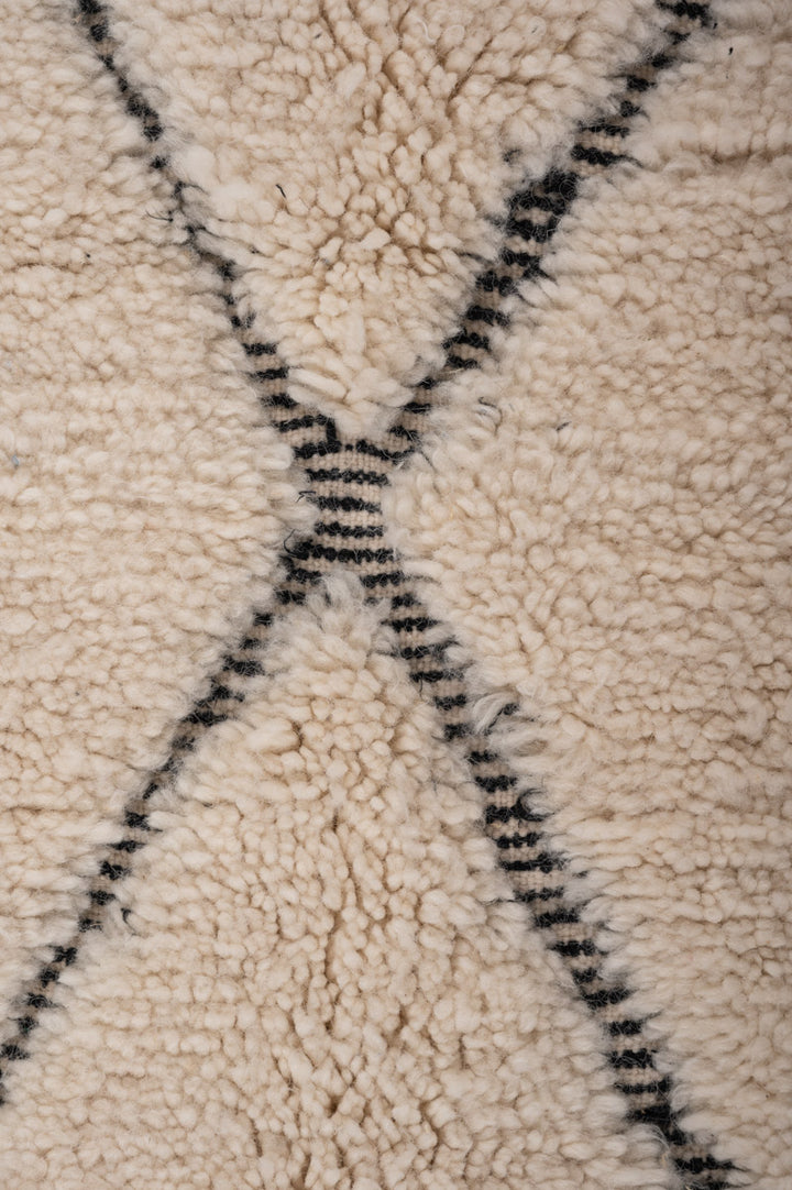 LAYA Moroccan Berber Beni Ourain 256x148cm
