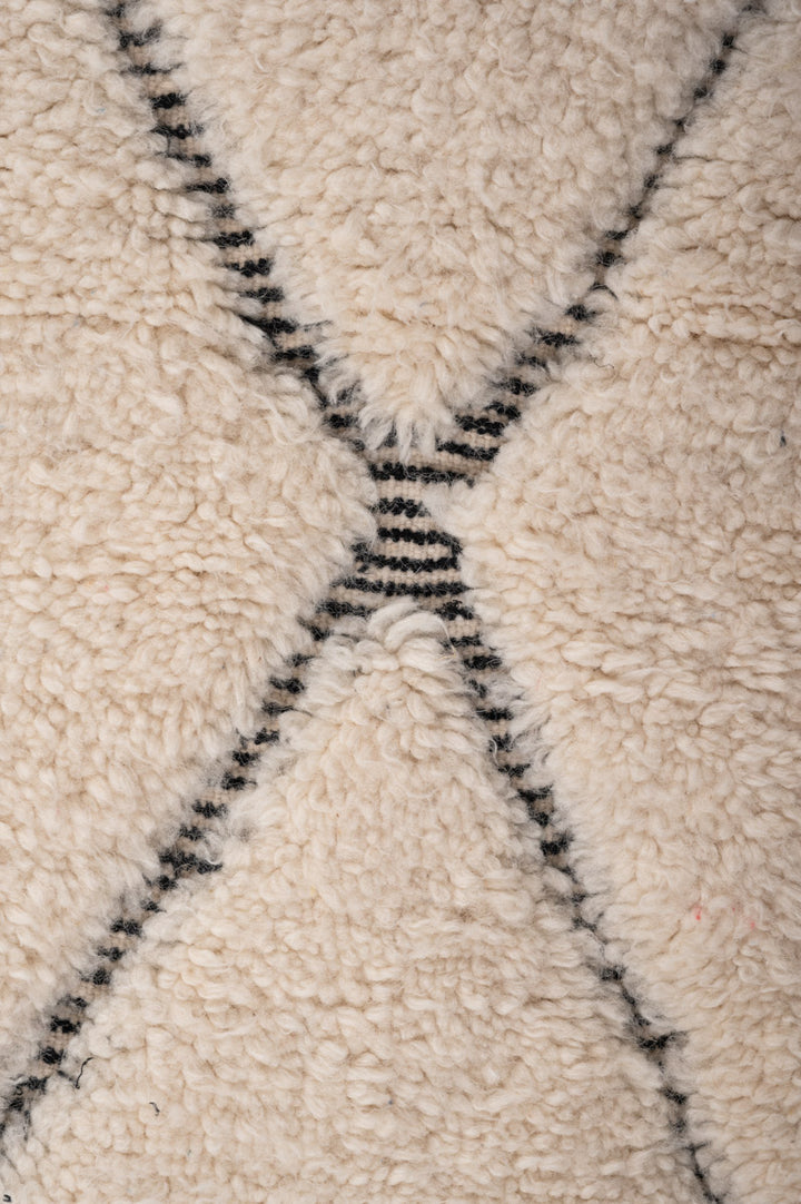LAYA Moroccan Berber Beni Ourain 256x148cm