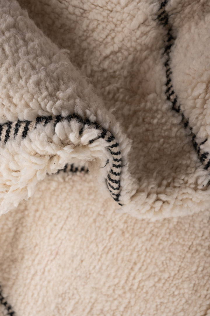 LAYA Moroccan Berber Beni Ourain 256x148cm