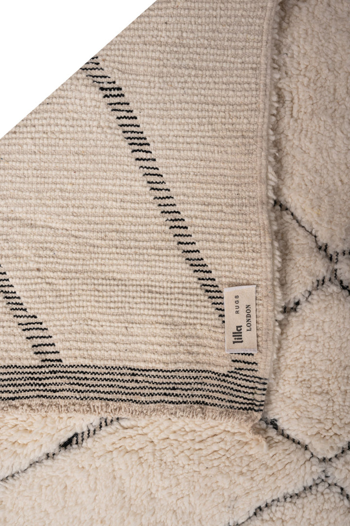 HEART Moroccan Berber Beni Ourain 251x155cm