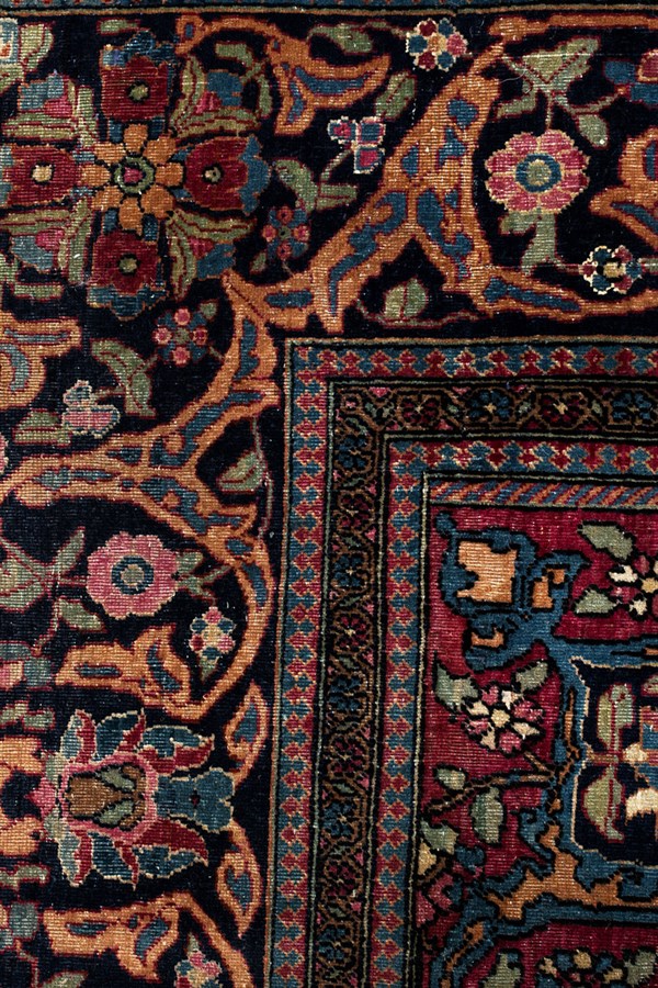 ACACIA Antique Persian Isfahan - close up top left