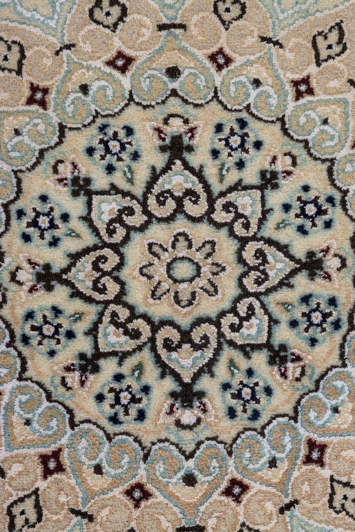 ANOOSH Persian Nain Red 9La 204x200cm