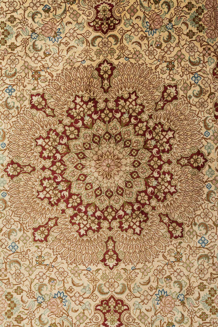IRIS Persian Qum Silk 197x132cm