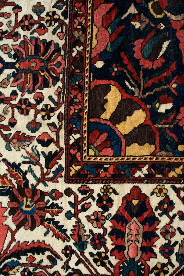 Lilla Rugs PERU Persian Bakhtiar Antique 548x396cm