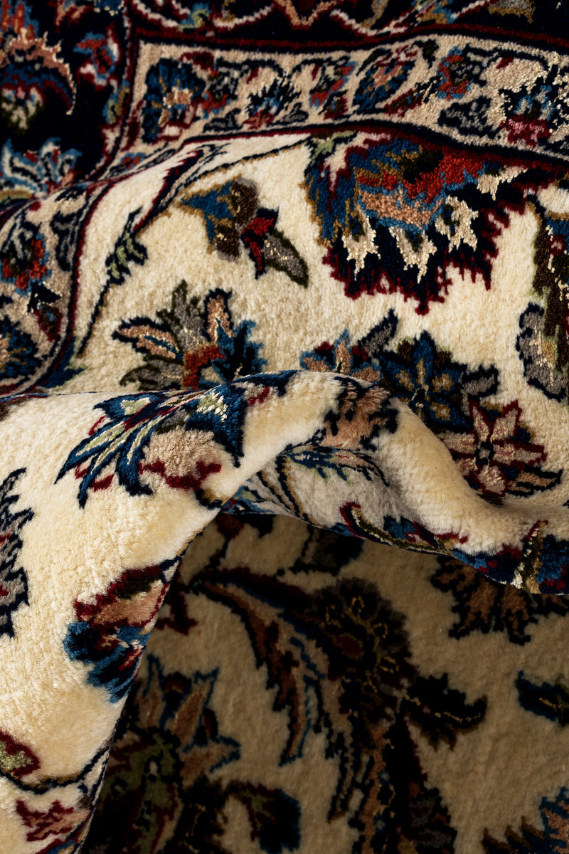 PIXI Persian Mashad Sherkt 191x140cm Close Up Crinkle