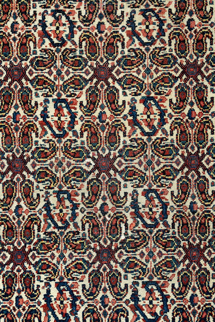 Lilla Rugs WYNTER Antique Persian Senneh 190x132cm