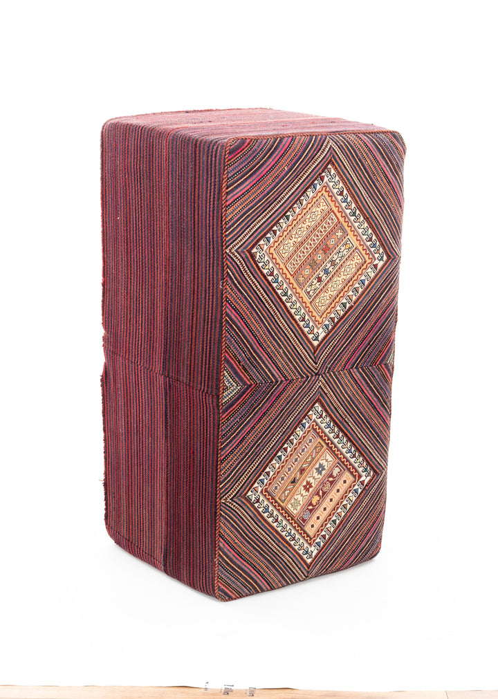 JUDE Vintage Ottoman 100x50x46cm