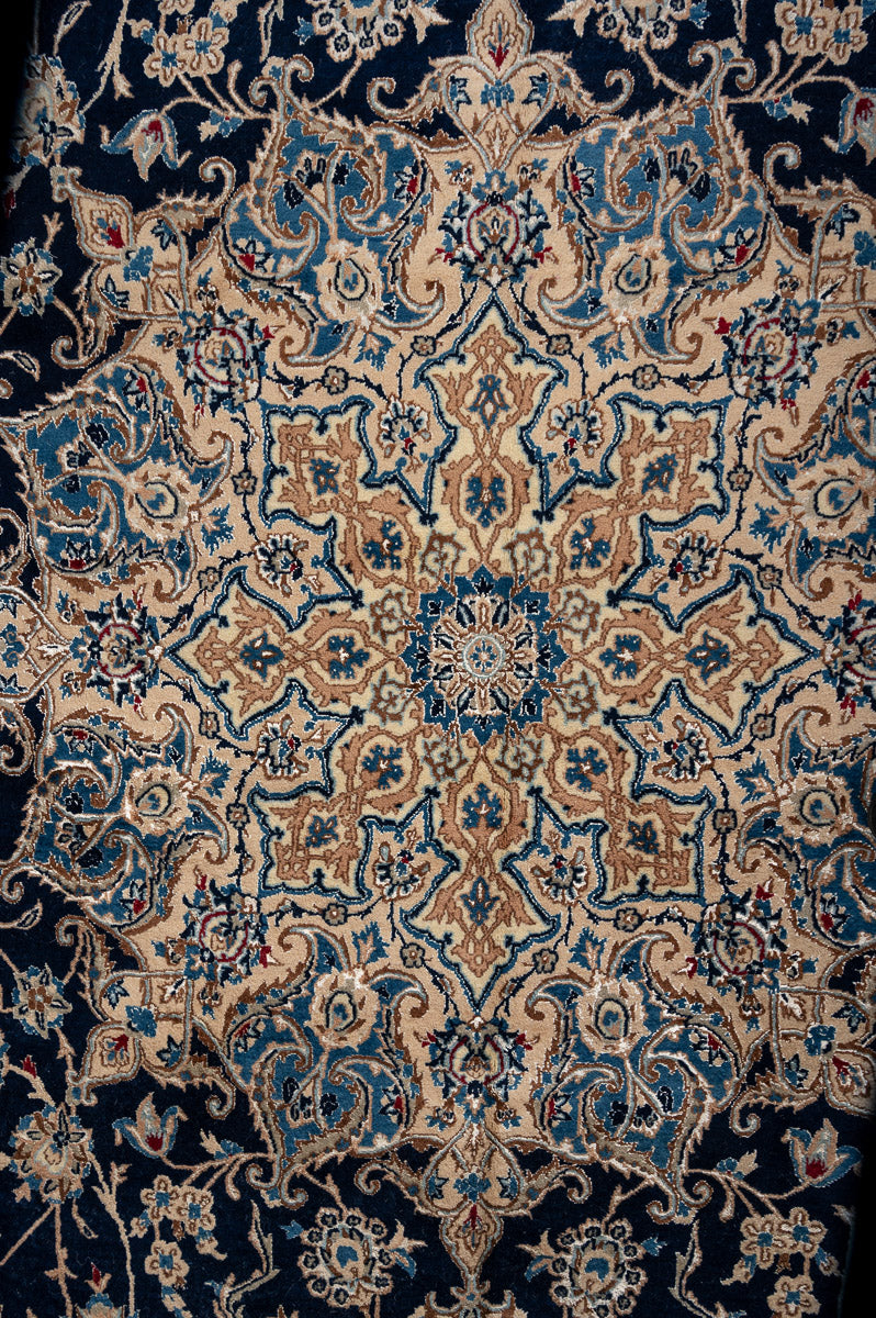 CIVILLA Nain 9La 605x404cm
