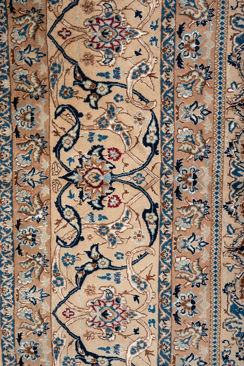 CIVILLA Nain 9La 605x404cm