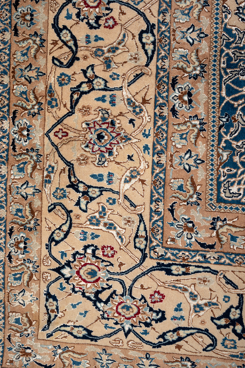 CIVILLA Nain 9La 605x404cm