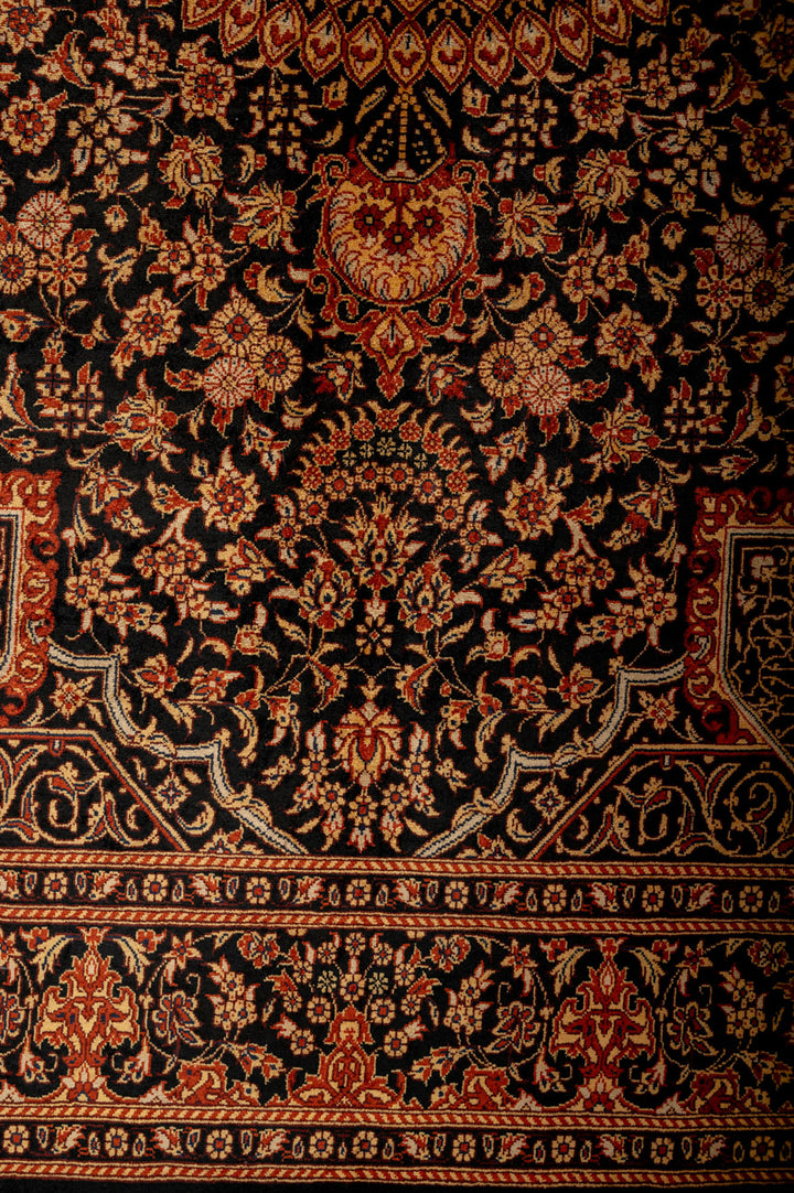 RIGA Persian Qum Silk 151x98cm