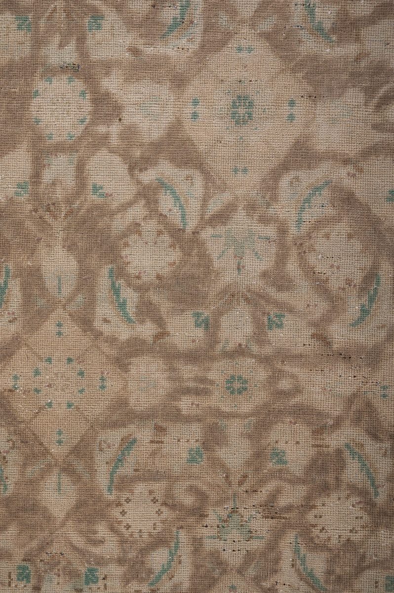 LAKYN Vintage Distressed  Mahal 343x250
