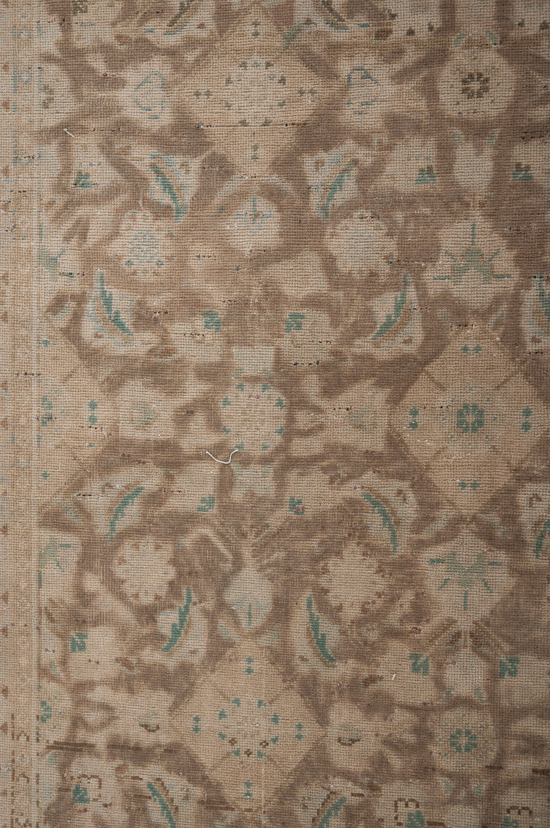 LAKYN Vintage Distressed  Mahal 343x250