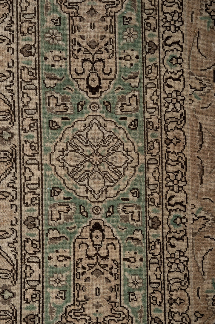 MACIA Vintage Distressed  Tabriz 338x246cm