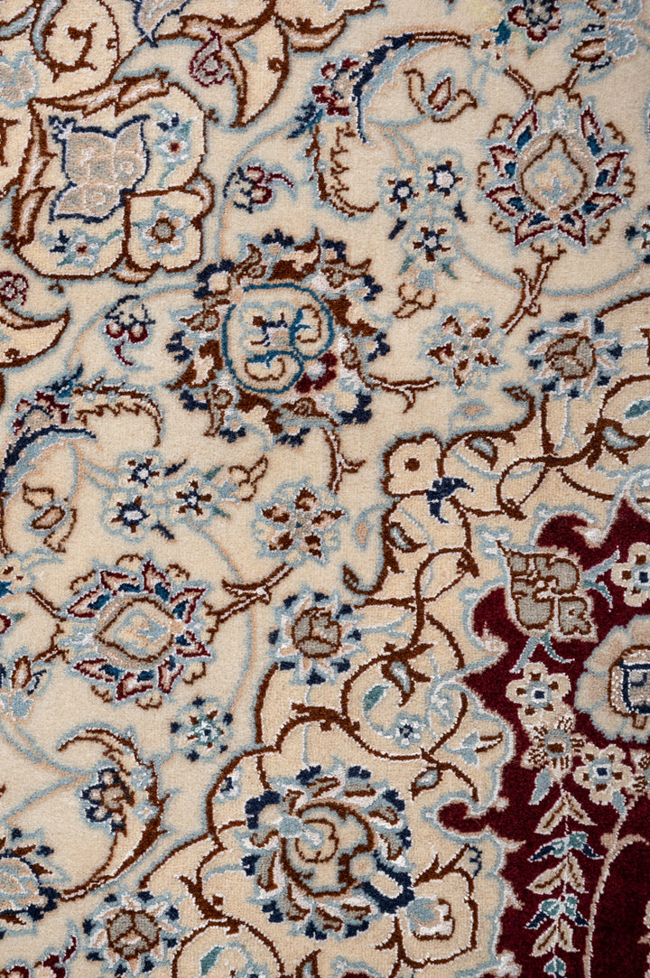 LIAM Signed Nain 6La 295x252cm