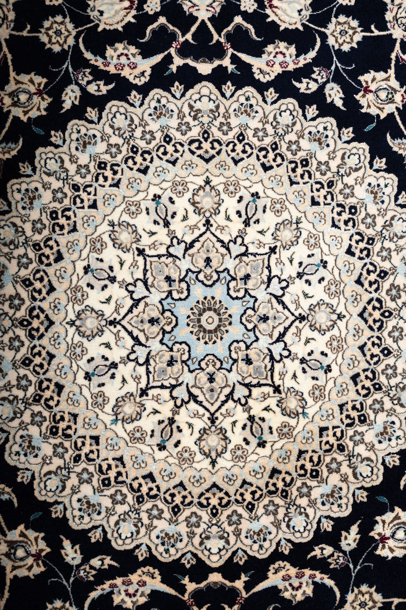 ABBY Signed Persian Nain 6La 305x250cm