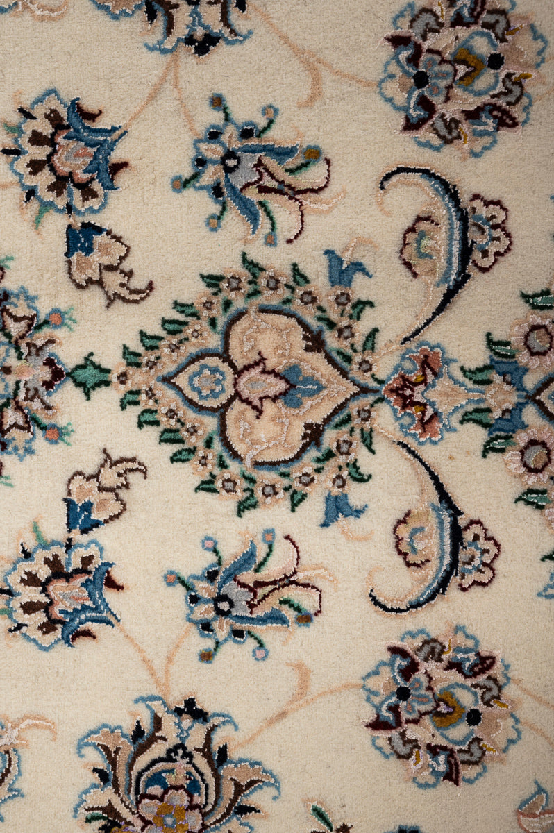 RADKA 1 Nain 9La 305x203cm