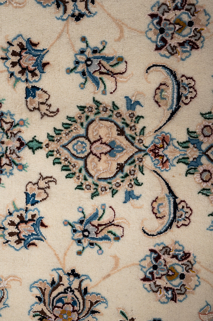 RADKA 1 Nain 9La 305x203cm