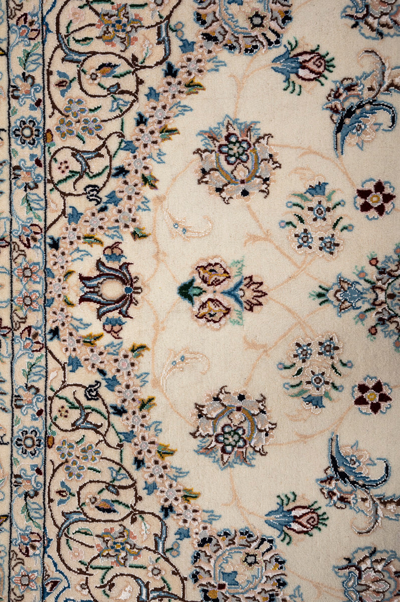 RADKA 1 Nain 9La 305x203cm