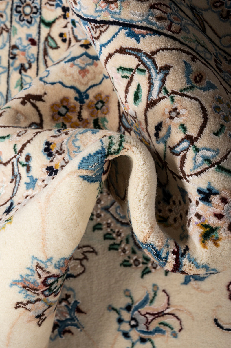 RADKA 1 Nain 9La 305x203cm