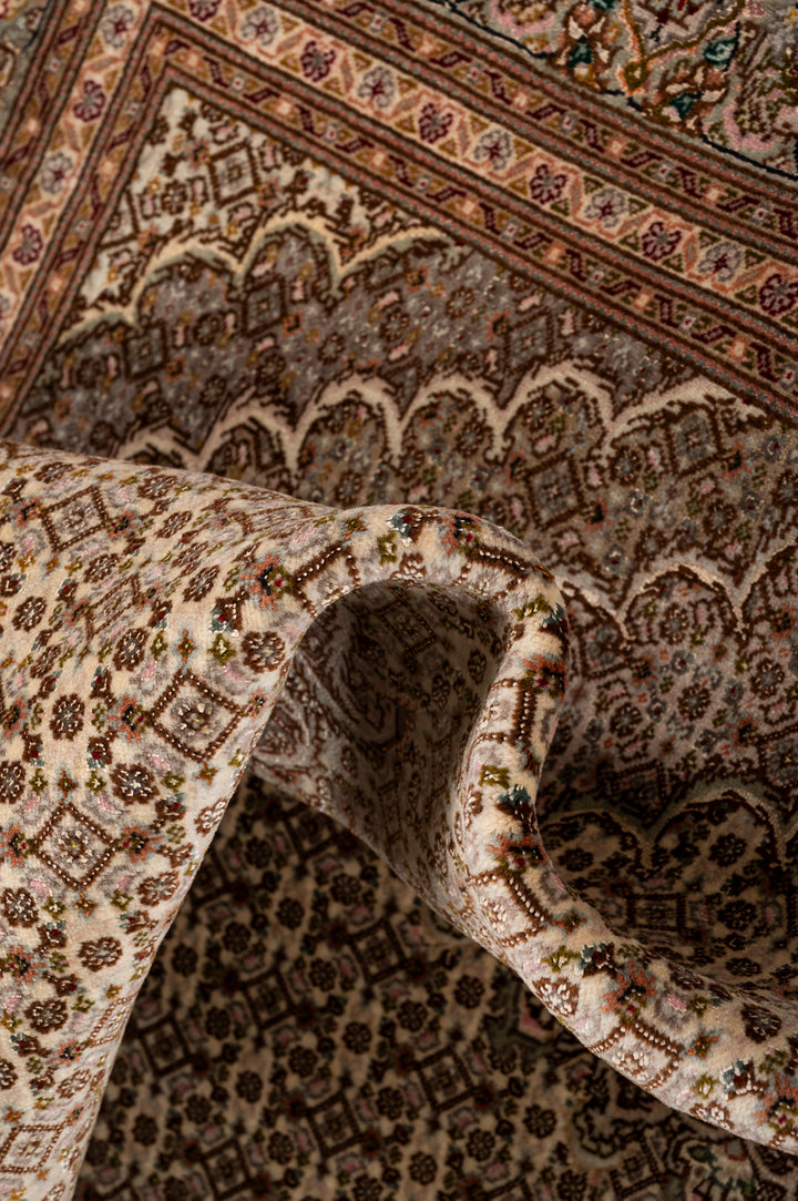 HARLI Tabriz 237x168cm