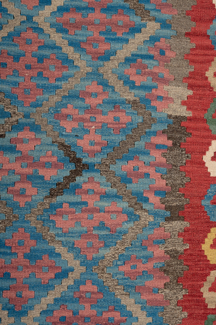 MEDKH Qashqai Kilim 300x198cm