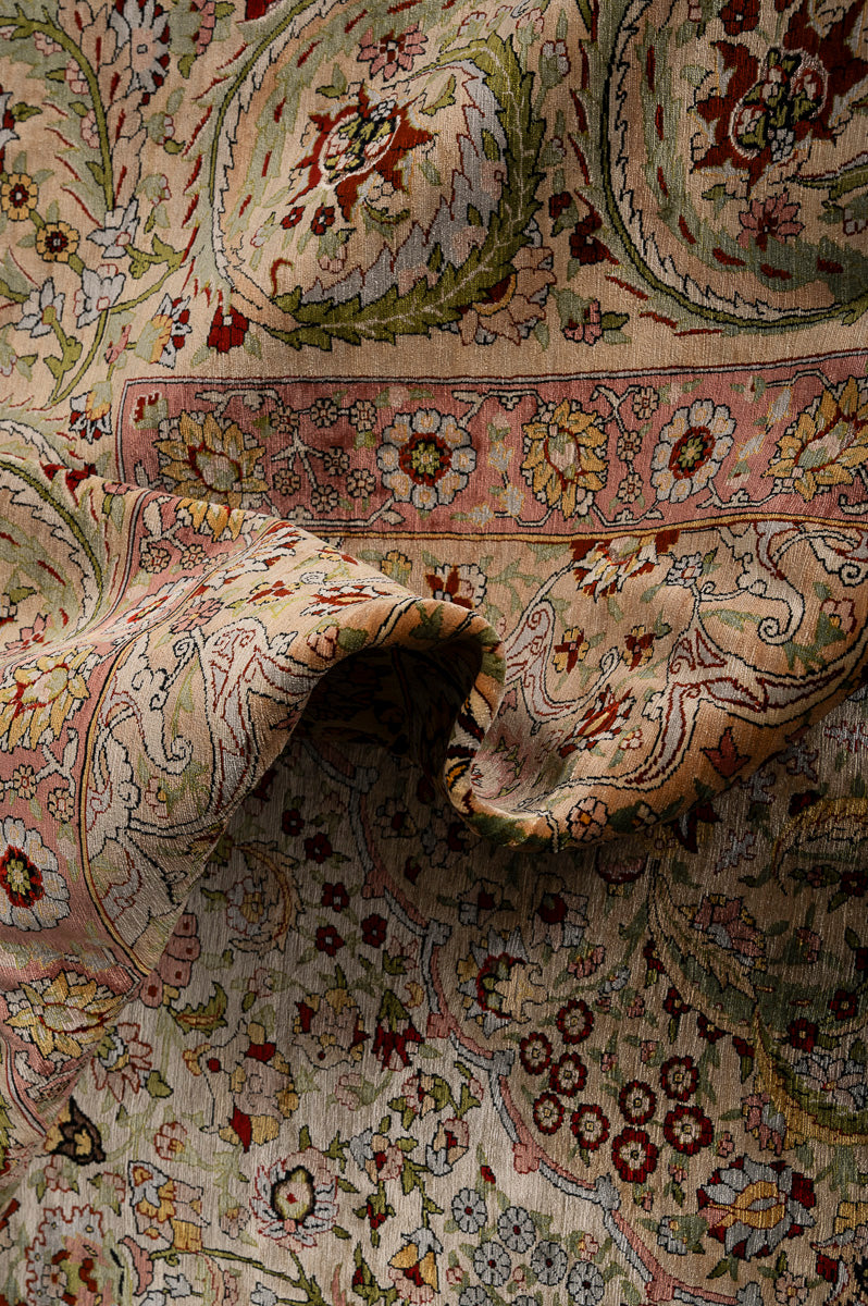 ASKOS Vintage Hereke Silk 313x222cm