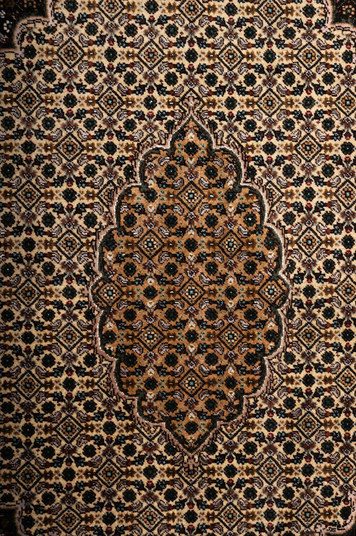 HANA Persian Tabriz 294x196cm