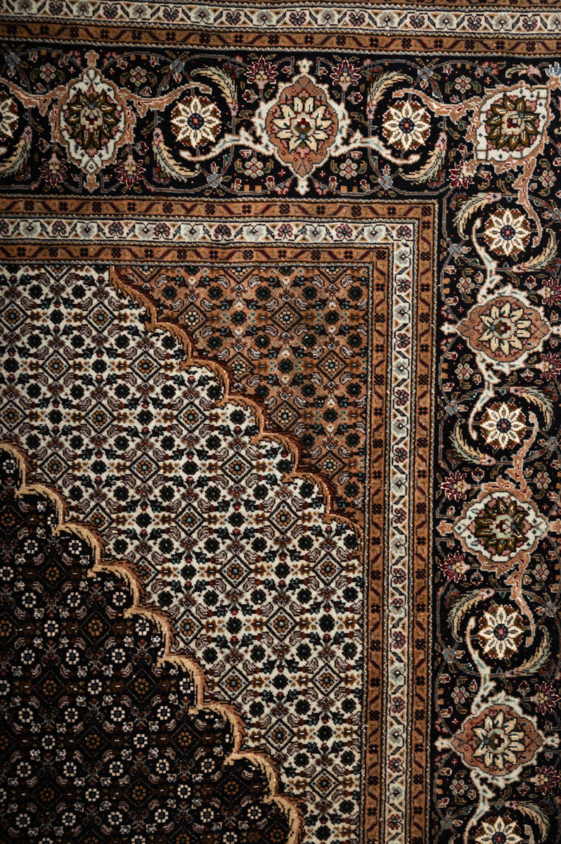 HANA Persian Tabriz 294x196cm