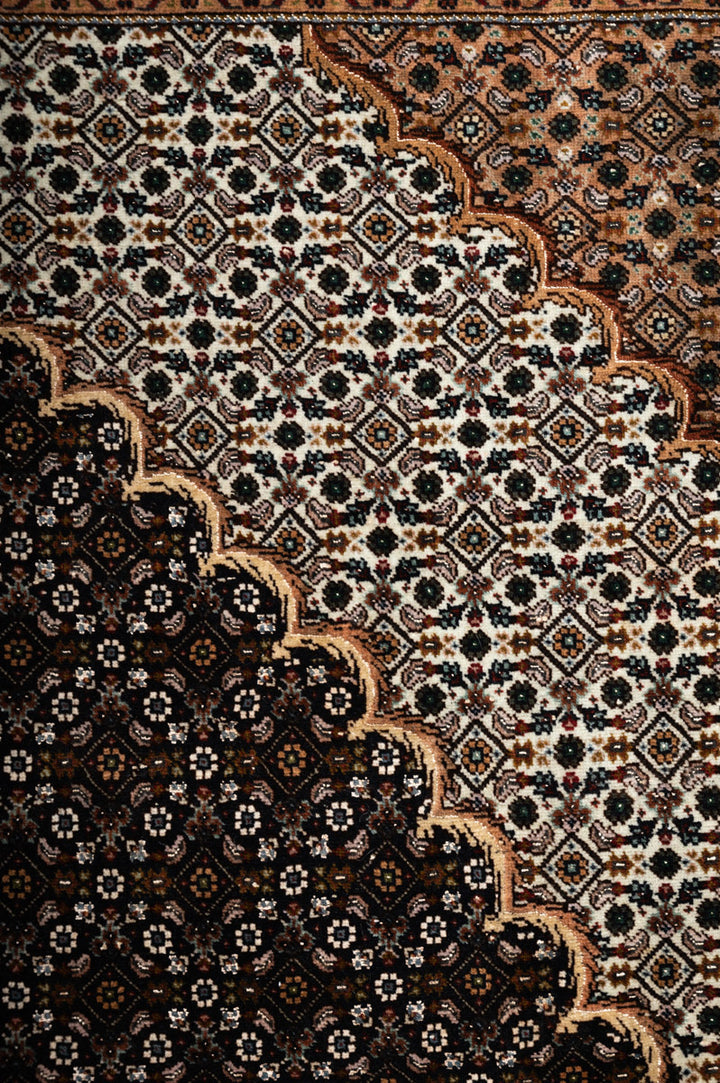 HANA Persian Tabriz 294x196cm