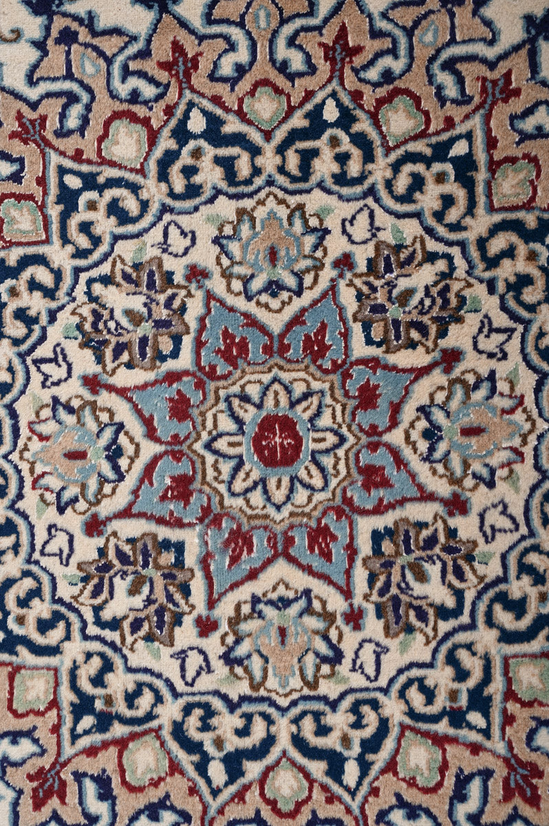 SAM Nain 9La 332x247cm