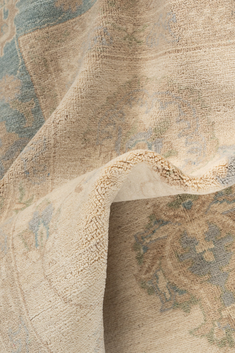 QUIL Ziegler Farahan 362x273cm