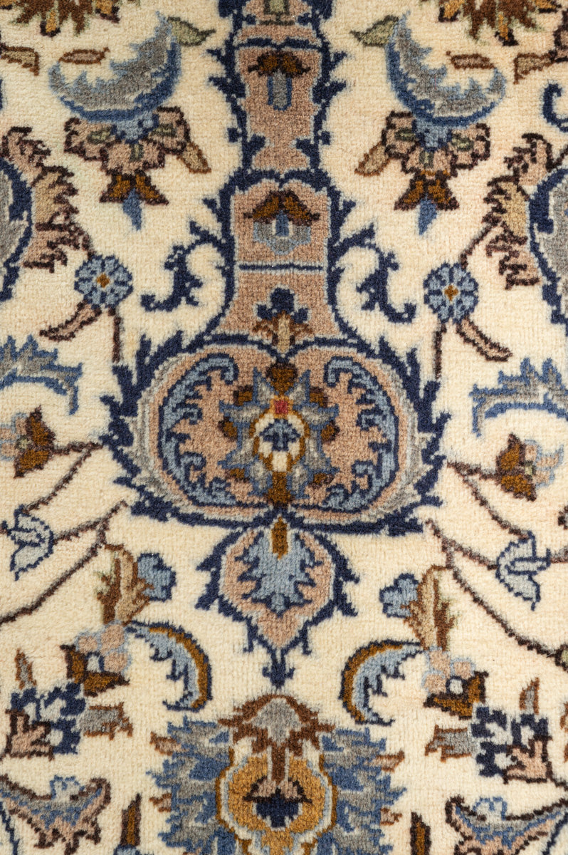 MARC Kashmar 391x288cm