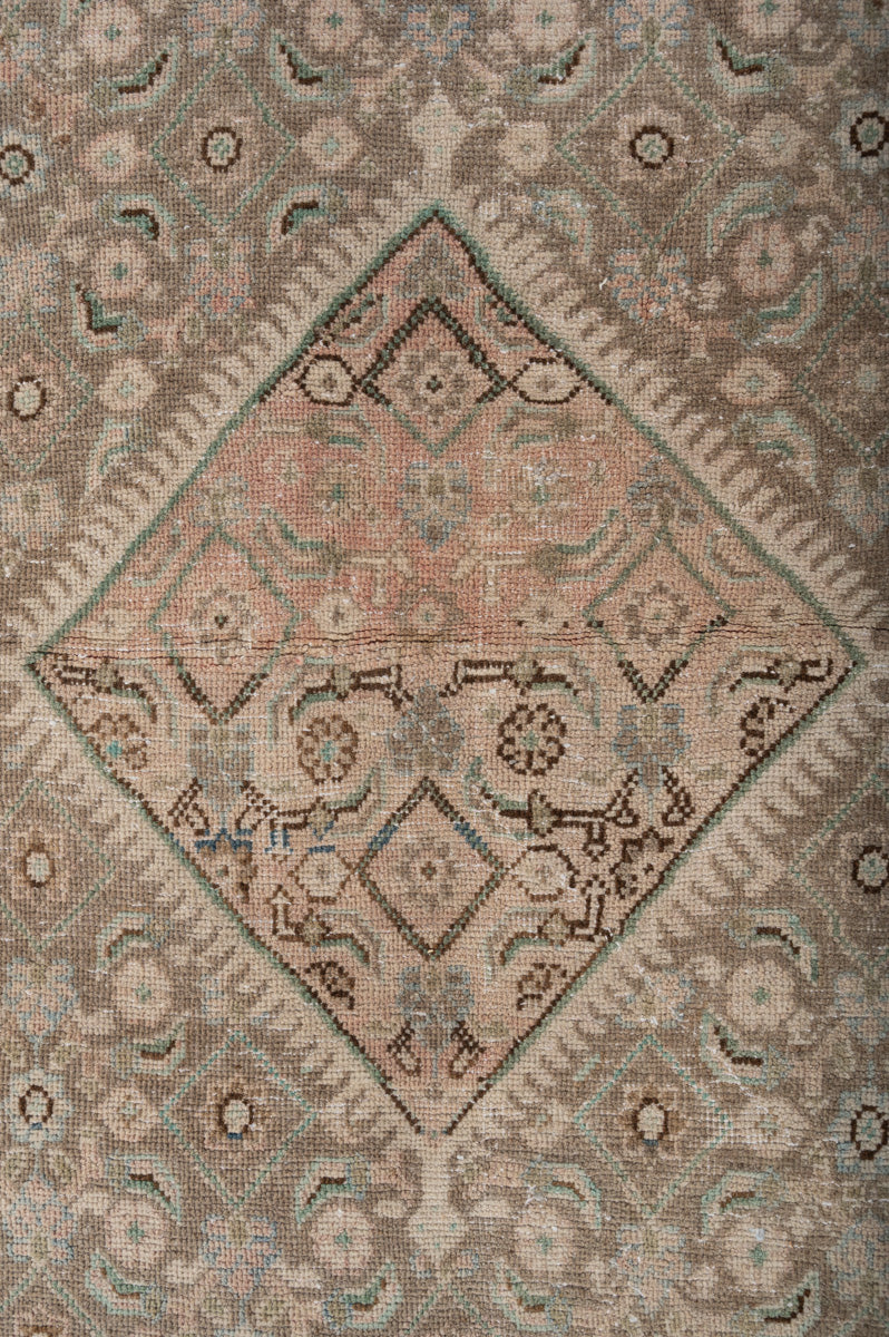 FLICK Vintage Distressed  Mahal 397x307cm