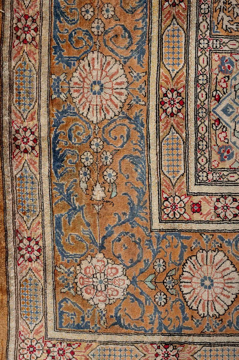 CUJO Signed Qum Silk 197x190cm