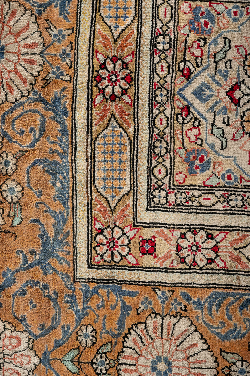 CUJO Signed Qum Silk 197x190cm