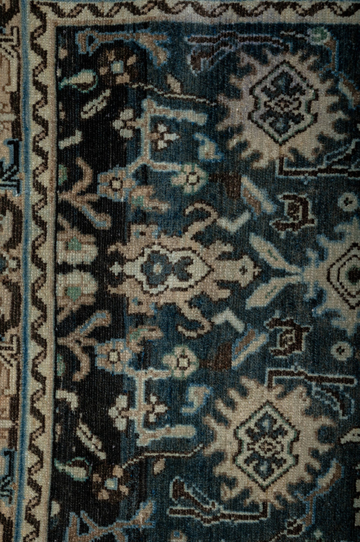 BANSI 1 Vintage Distressed Persian Sarouk 415x105cm