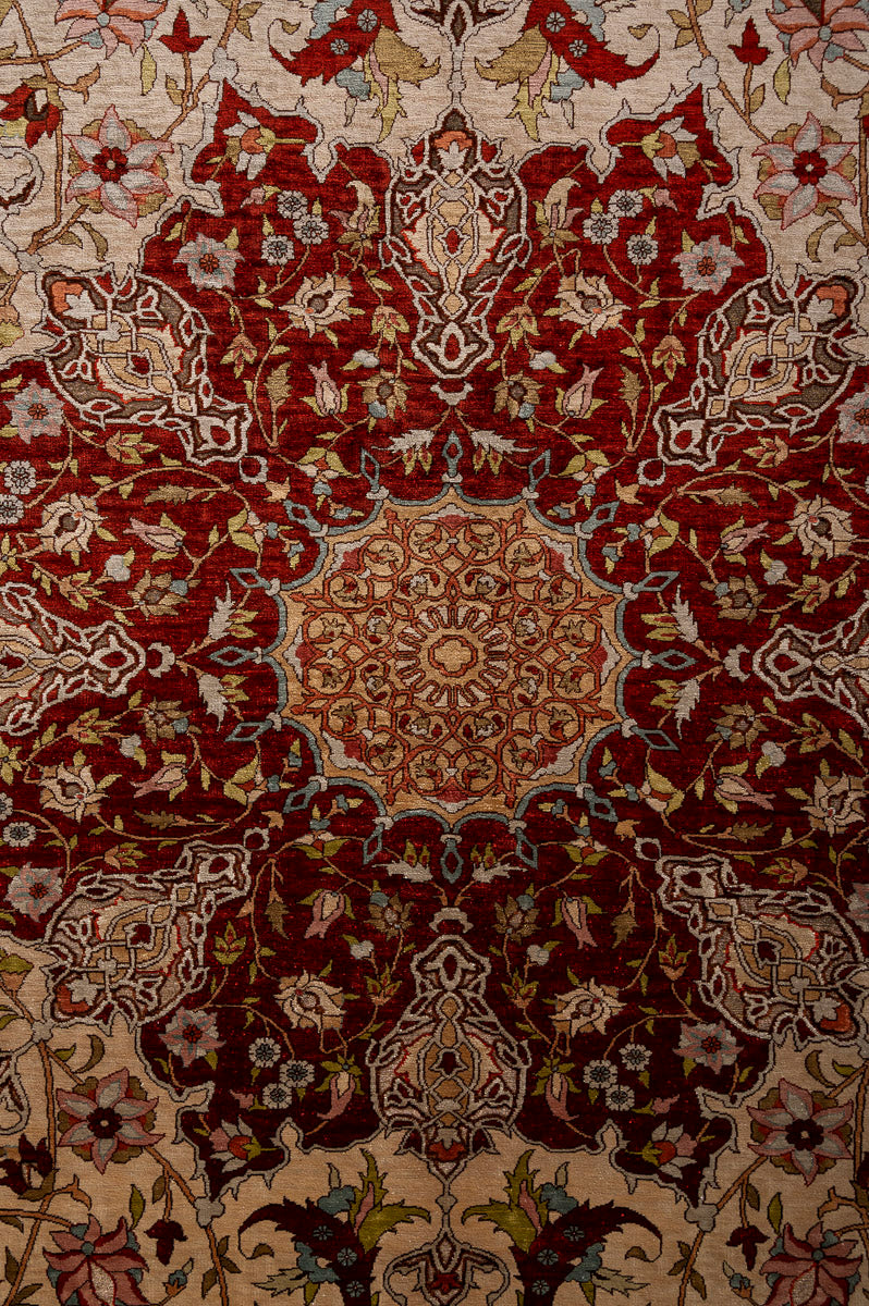 ELOISE Vintage Hereke Silk 313x205cm