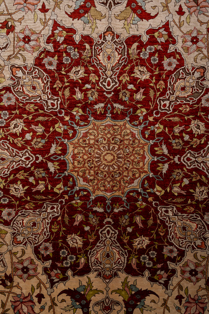 ELOISE Vintage Hereke Silk 313x205cm