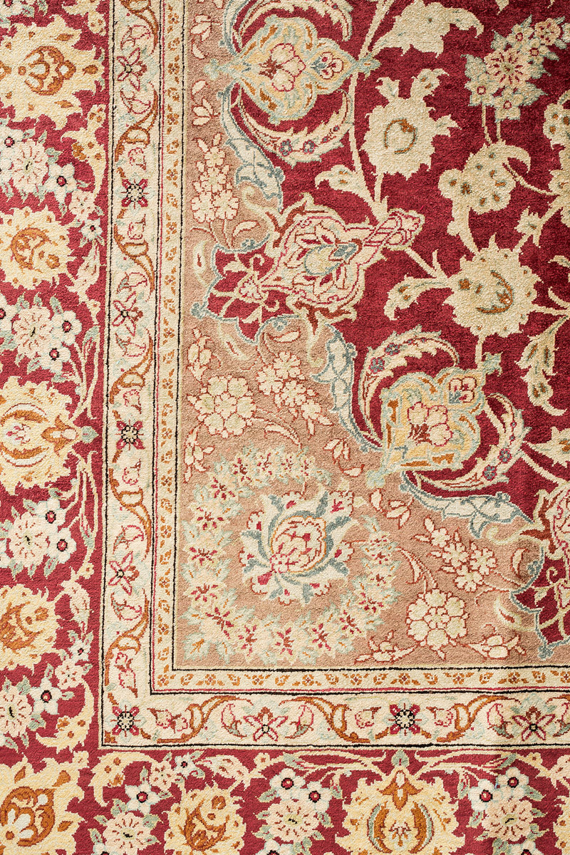 TRIXIE Signed Qum Silk 205x133cm